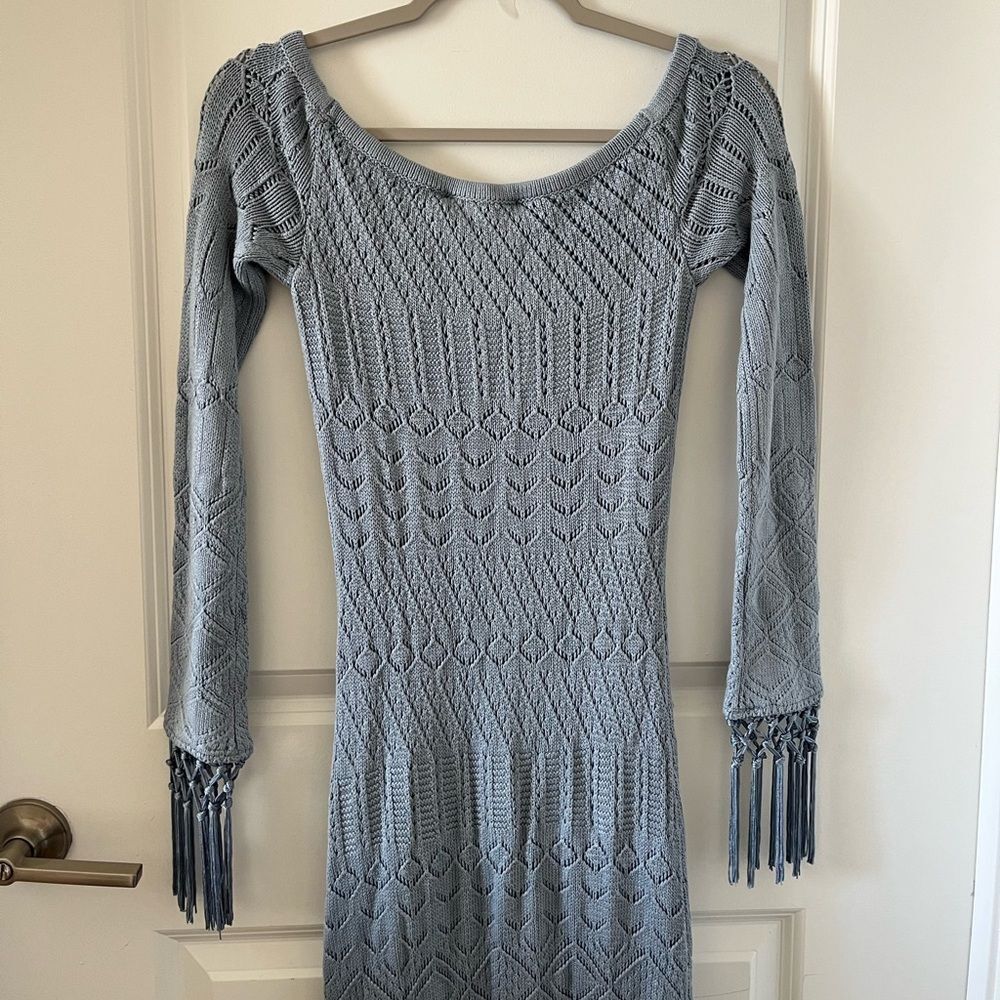NWT House of Harlow 1960 x REVOLVE Rose Dress - Dusty Blue - Picture 10 of 11